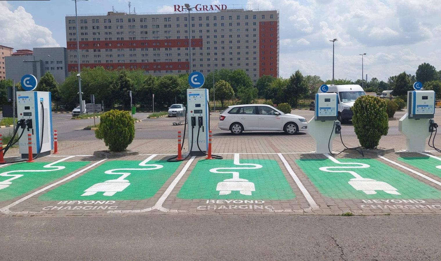 Staţie EV Eldrive Vitantis Shopping Center Vitan